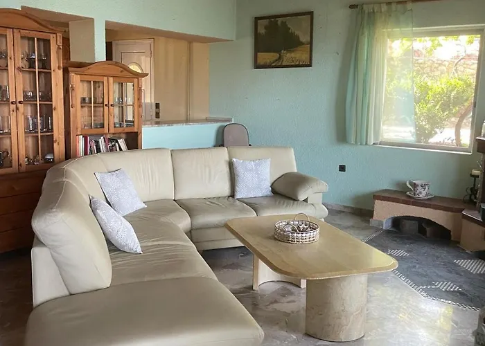 Sea View House A דירה